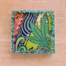 Load image into Gallery viewer, Small Tray (Spairy Farkle Collab) - Psychedelia Leaf